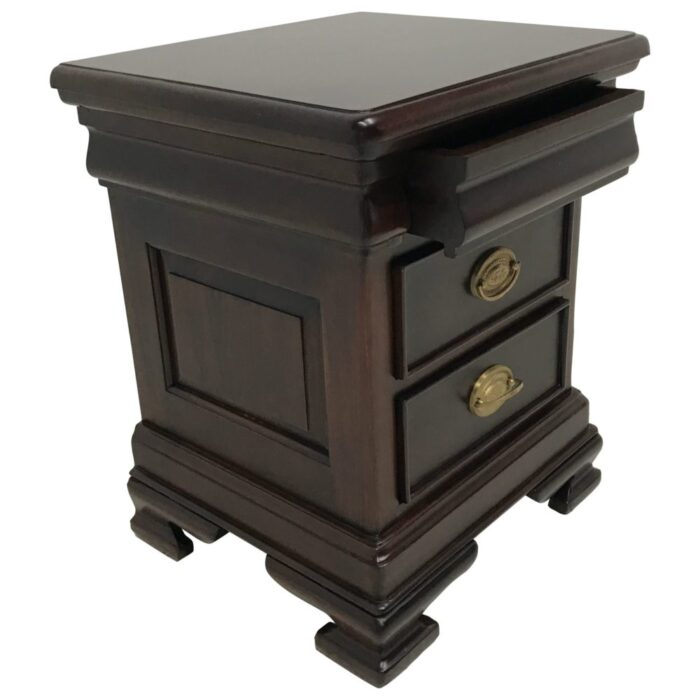 BUA0092-Bedside-Vanessa-Low-Mahogany-52x46x62cm-Open-Sotran-scaled-e1598262001600.jpg BUA0092-Bedside-Vanessa-Low-Mahogany-52x46x62cm-Open-Sotran-scaled-e1598262001600.jpg