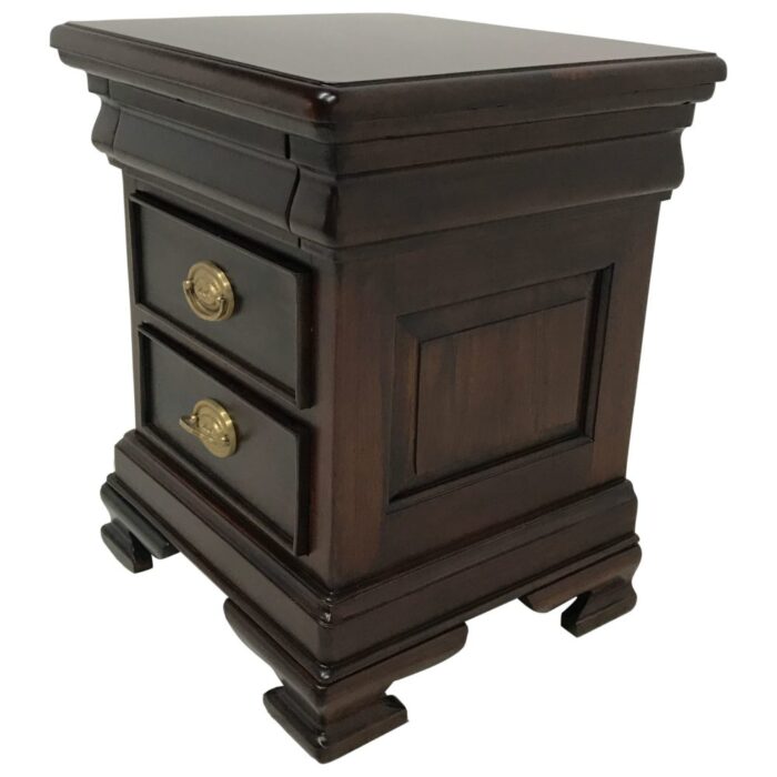 BUA0092-Bedside-Vanessa-Low-Mahogany-52x46x62cm-Side-Sotran-scaled-e1598261987170.jpg BUA0092-Bedside-Vanessa-Low-Mahogany-52x46x62cm-Side-Sotran-scaled-e1598261987170.jpg