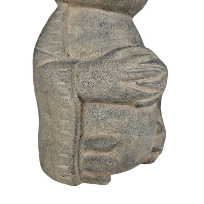 Stone-Frog-Bottom-Close-Up.jpg Stone-Frog-Bottom-Close-Up.jpg